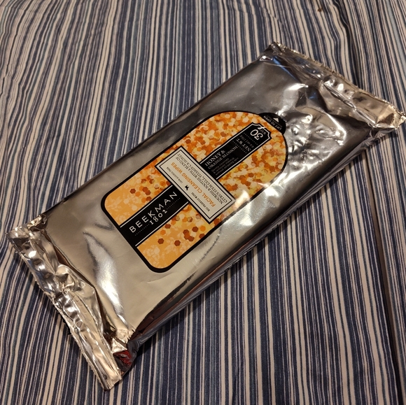 NEW!! BEEKMAN 1802 Honey and Orange Blossom Makeup Remover Wipes (30ct) - Picture 5 of 9